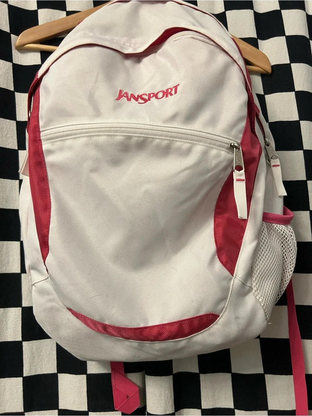 Jansport white pink